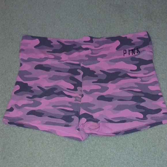 Victoria's Secret Pants - PINK Victoria's Secret Camouflage Yoga Shorts Women's Medium